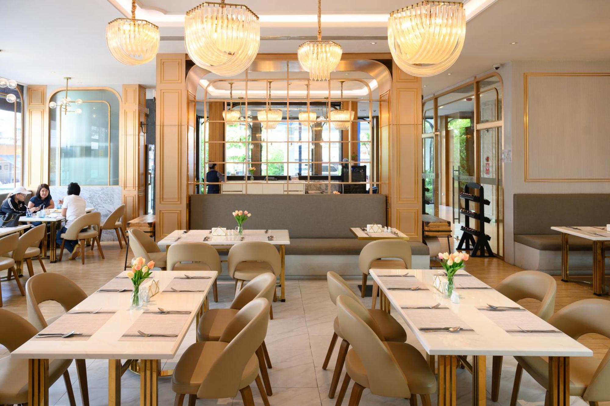 De Princess Hotel Udonthani Kültér fotó